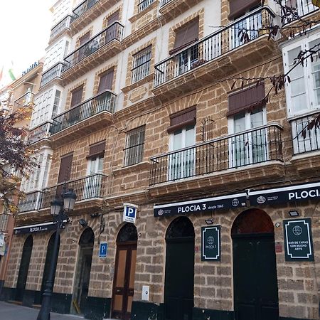 Pension Las Cuatro Naciones Cadiz Bagian luar foto